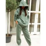 Conjunto de chándal deportivo para mujer talla grande — Manga larga y tejido transpirable — Verde – Image 2