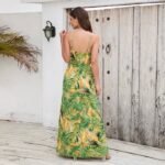 Vestido largo bohemio de tirantes para mujer — Cuello en V — Estampado playero de verano — Verde – Image 3